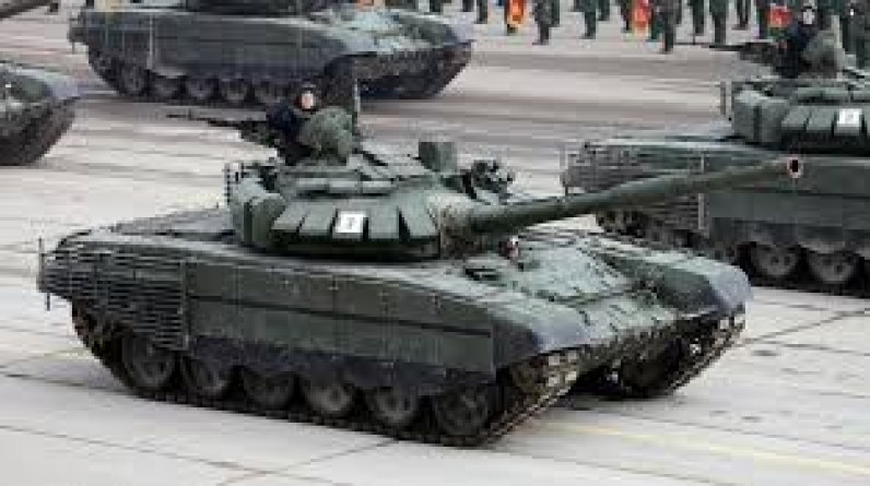 تي-72 المخضرمة.. قصة الدبابة السوفييتية التي أنقذت روسيا في حرب أوكرانيا